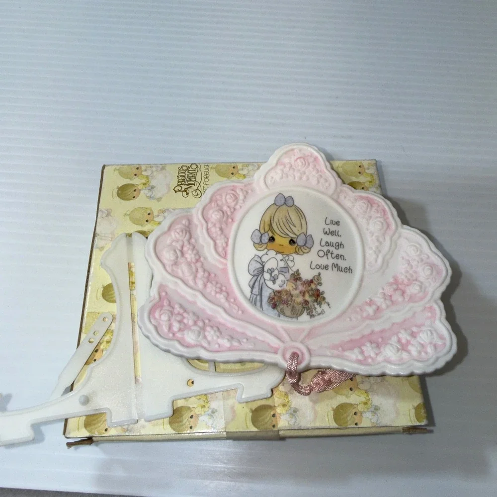 VTG Precious Moments Grandma With Flowers Mini Plate‎ Easel 132233 Vintage 1994